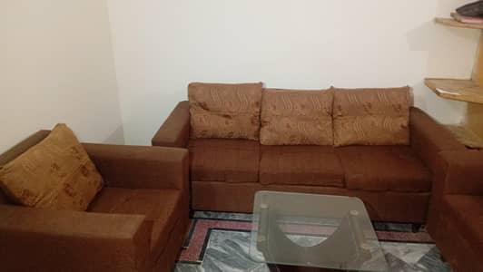 5 Seater Spfa Set with center Table