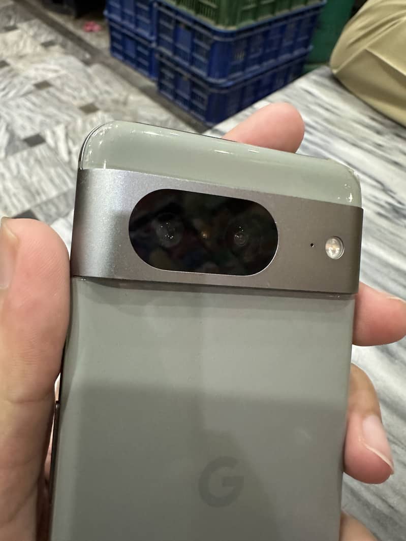 Google Pixel 8 3