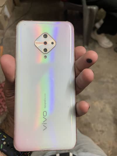 Vivo y 51  v 2024