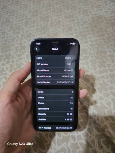 Apple iPhone 12