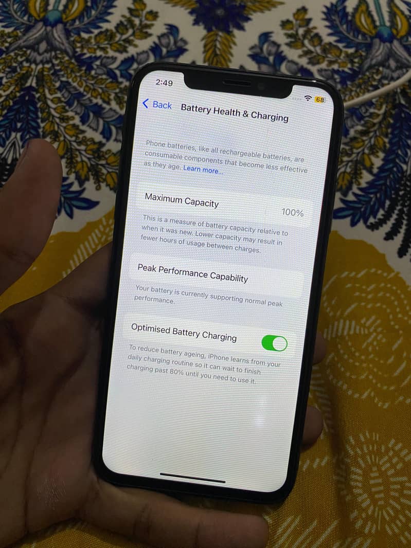Apple iPhone X 4