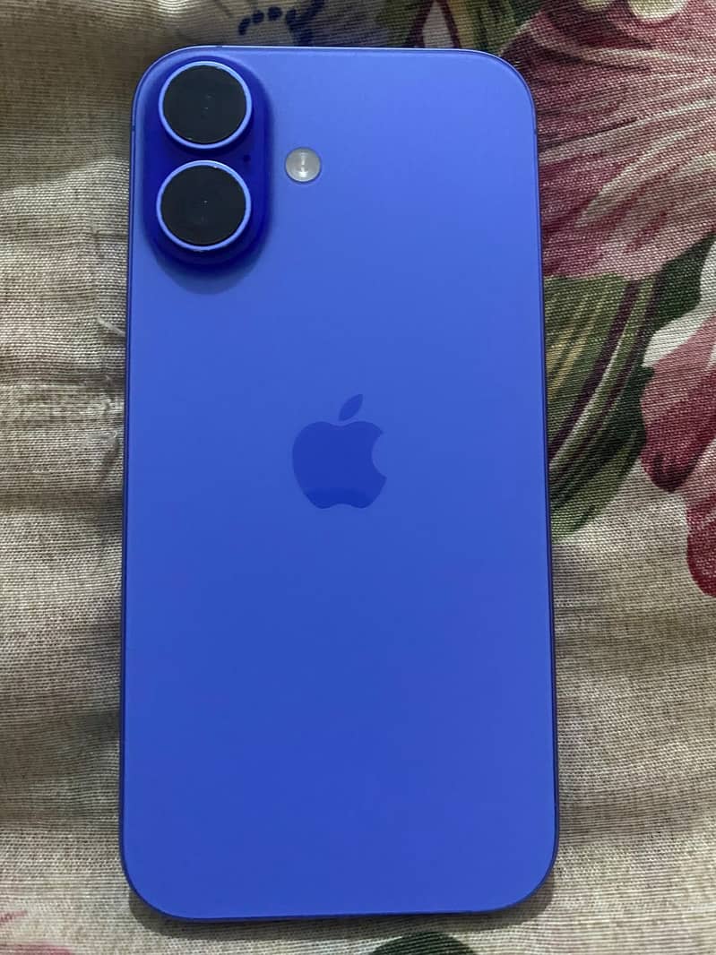 Apple iPhone 16 1