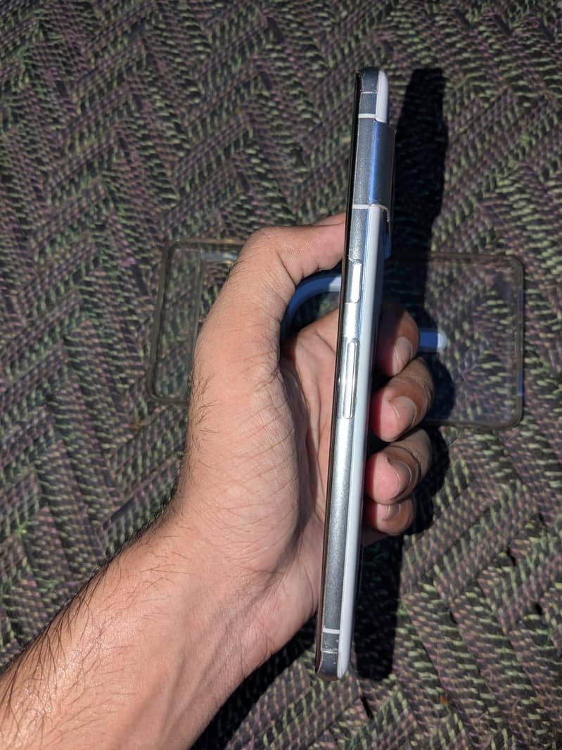Google Pixel 7 Pro 2