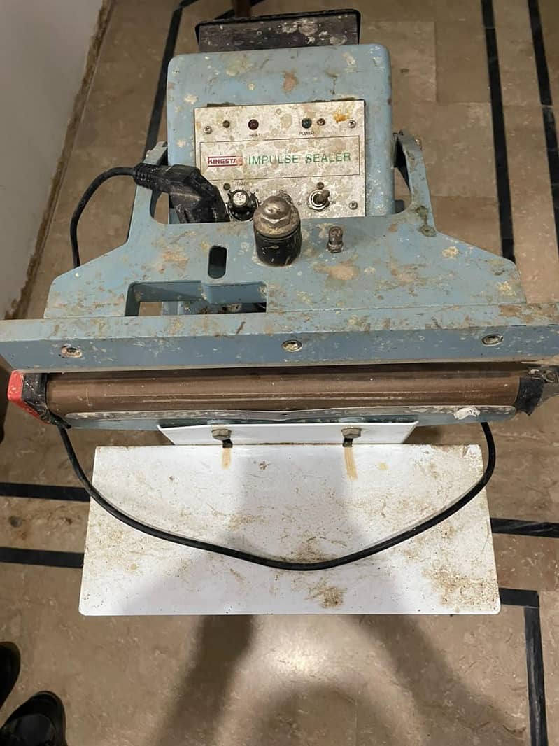 Sealing/packing machine 3