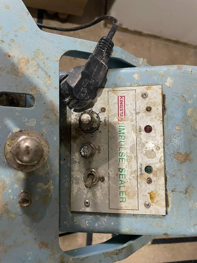 Sealing/packing machine 6