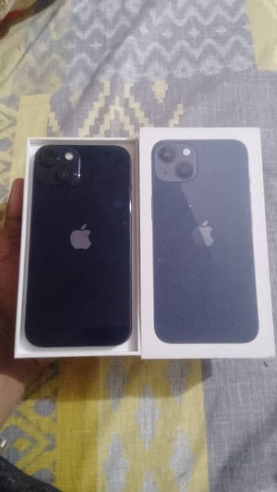 Apple iPhone 13