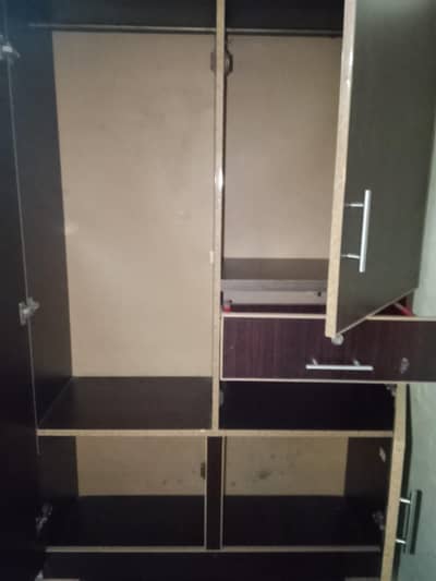 wardrobe