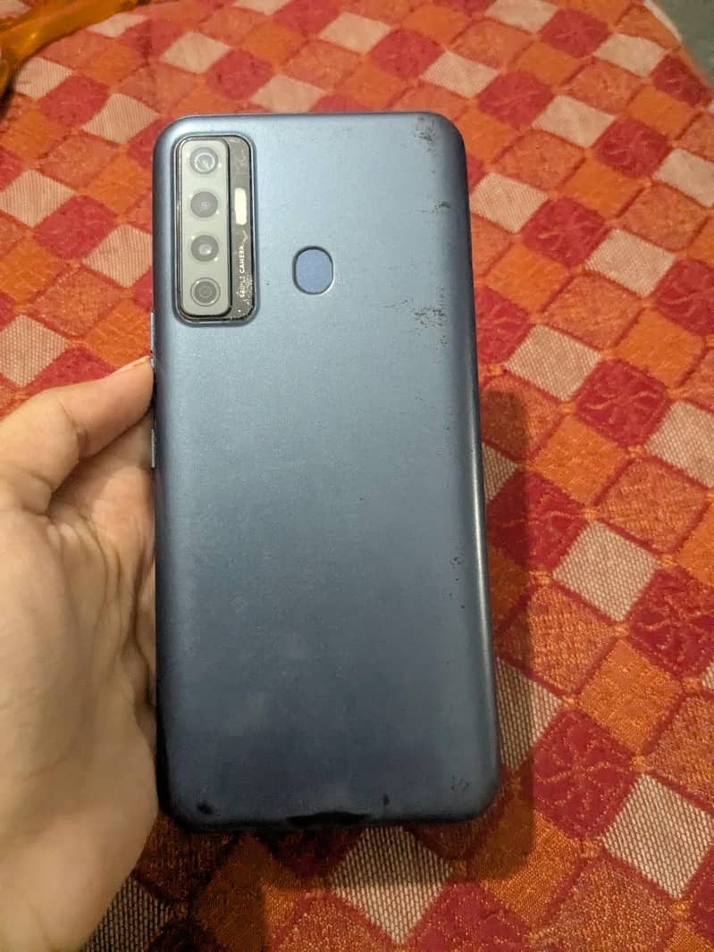 Tecno Camon 17 4
