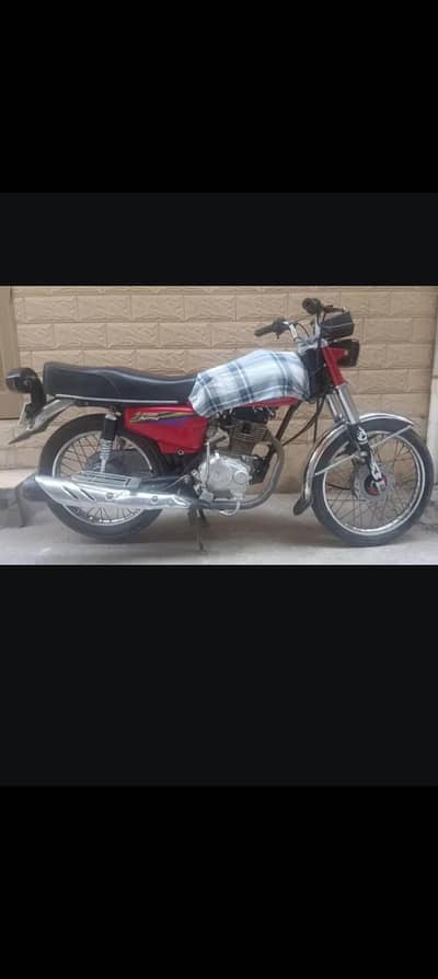 united 125
