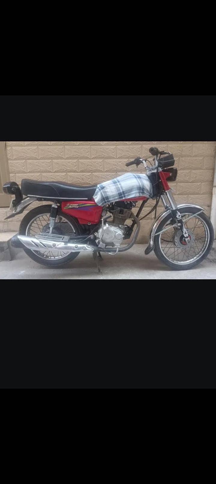 united 125 0