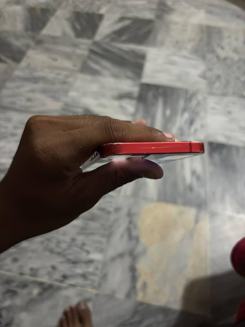 Apple iPhone 12 1
