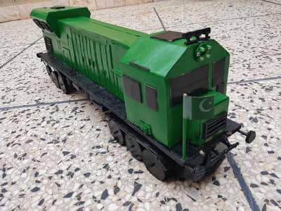 train diecast model
