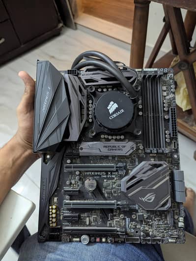 ASUS ROG Maximus X Hero Gaming Motherboard with i3-8th processor