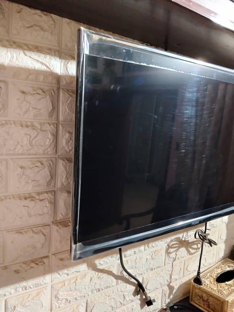 LED TV 4
