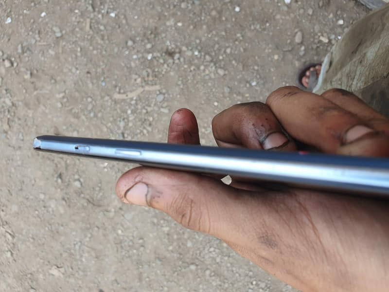 One Plus 7T 5