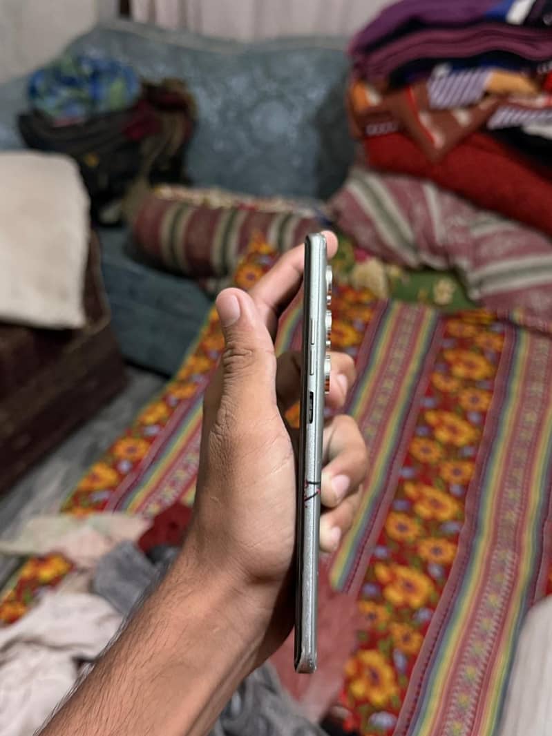 Tecno CAMON 40 Pro 7
