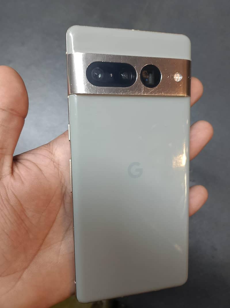 Google Pixel 7 Pro 0