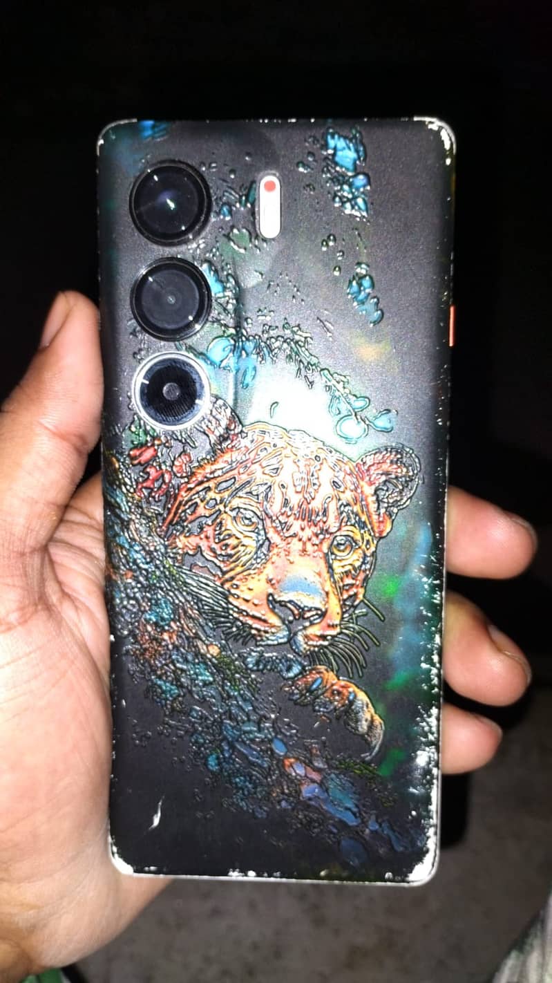 Tecno CAMON 40 Pro 8/256 1