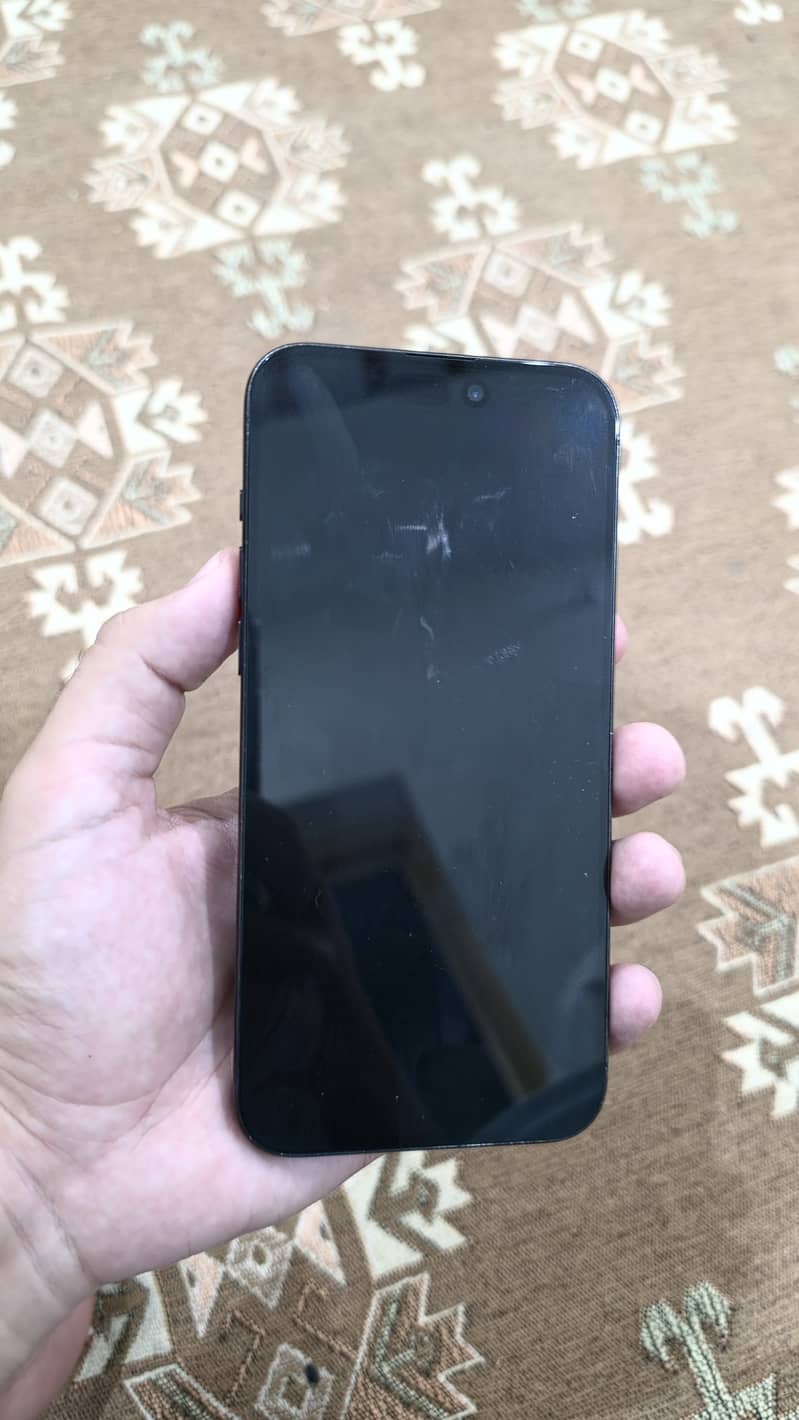Apple iPhone 15 Pro Max 3