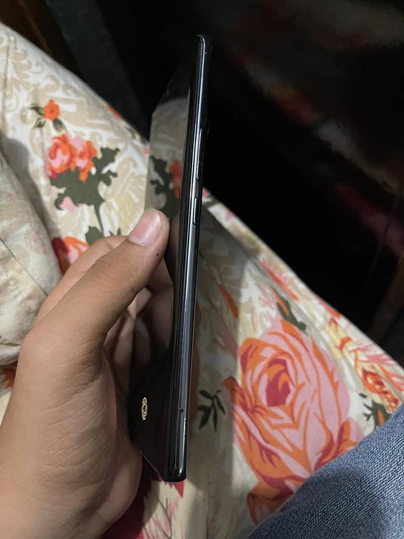 Tecno Spark 20 Pro Plus 3