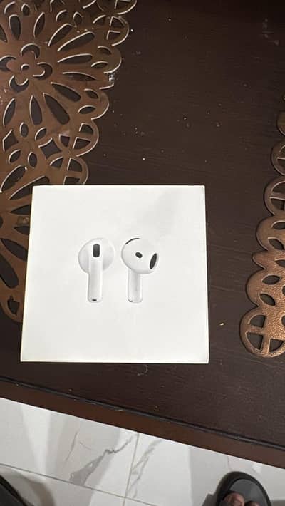 Apple airpods 4 box pack