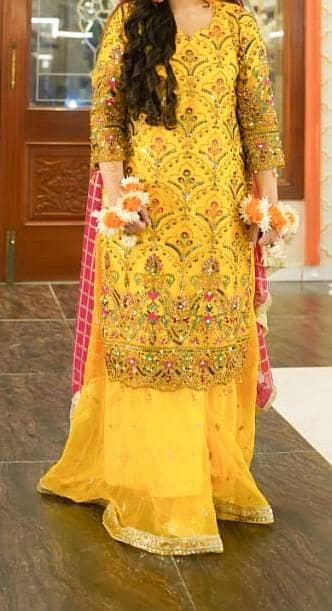 mehndi bridal dress