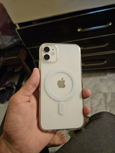 iPhone 11 PTA