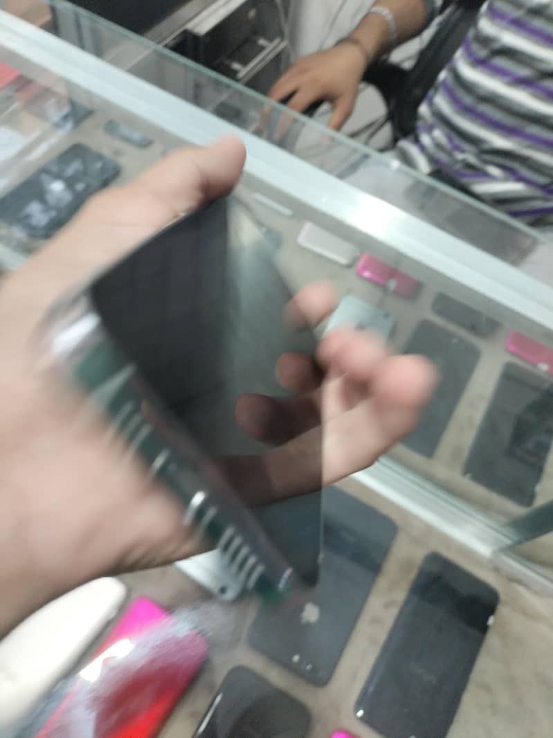 Apple iPhone 14 Pro 2