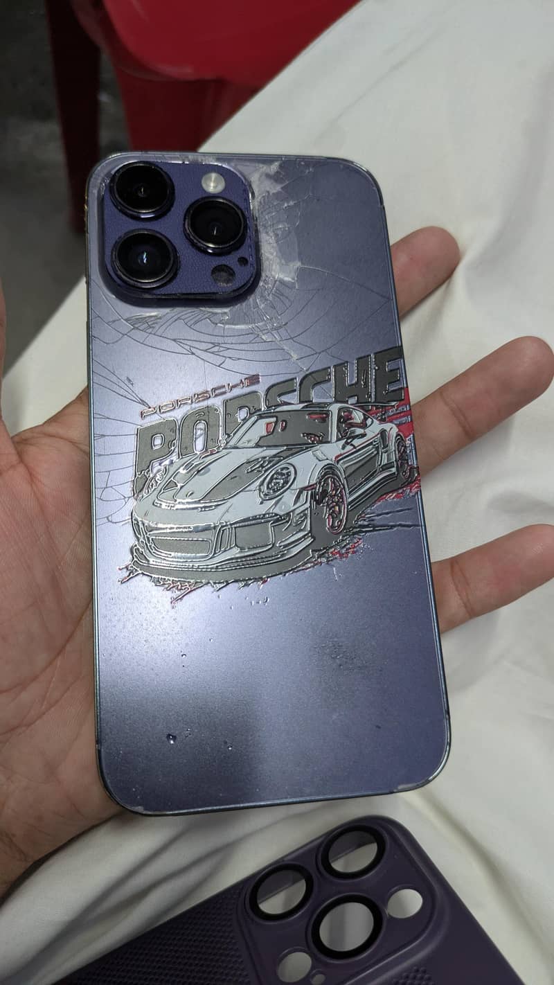 Apple iPhone 14 Pro Max 1