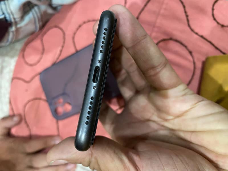 Apple iPhone 11 1