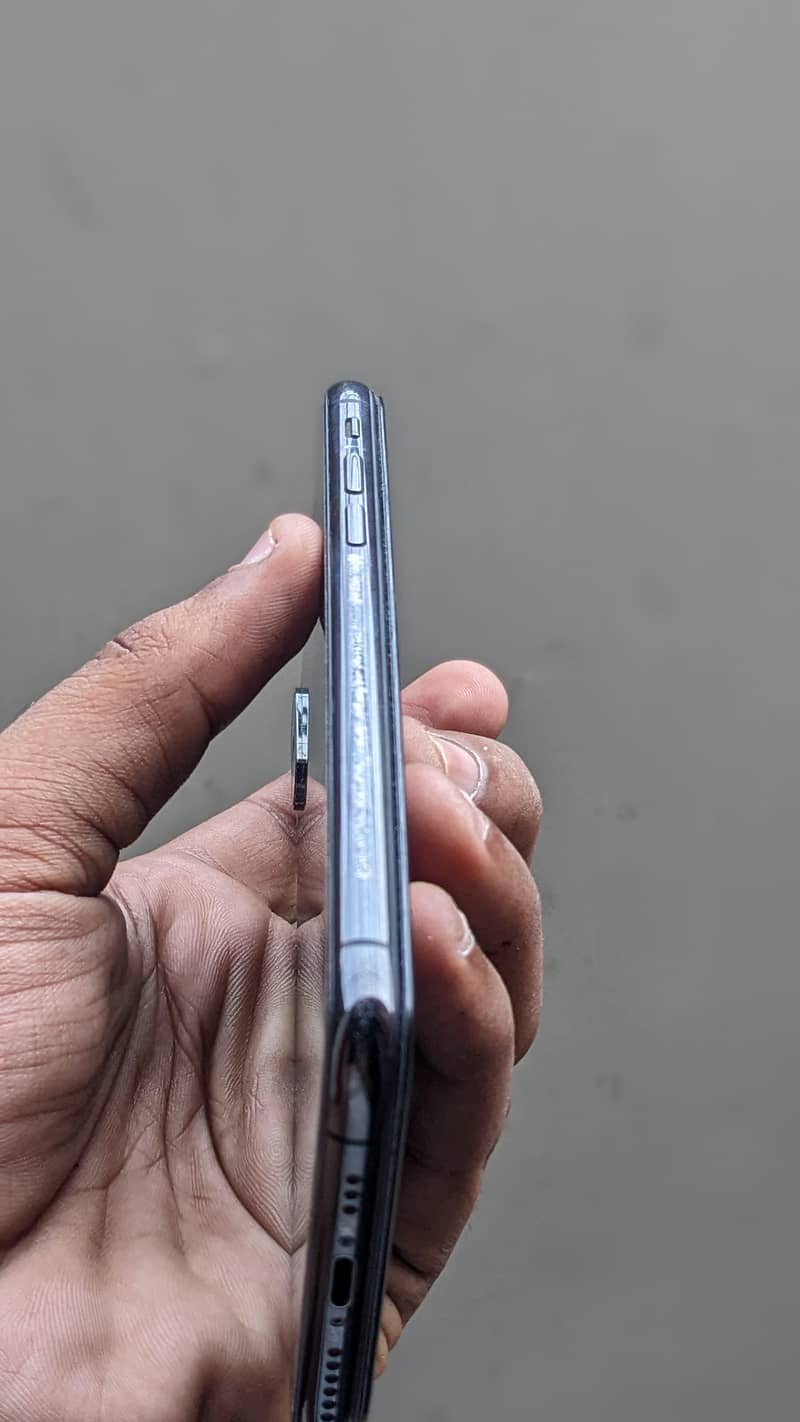 Apple iPhone XS 2