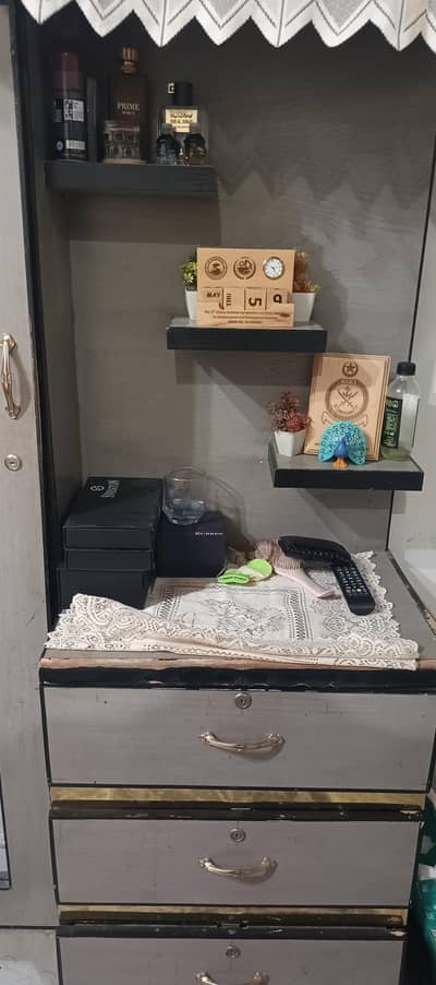 Dressing Showcase  for sale