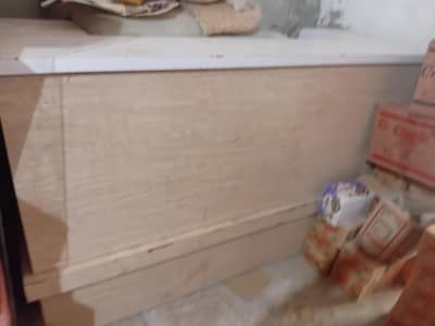 Shoe shop maximum building material Cash counter or etc
