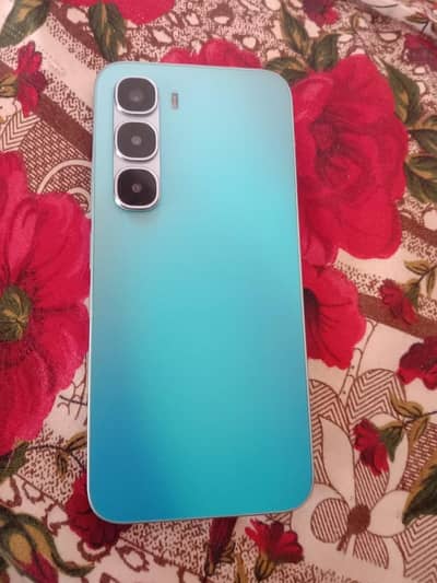 Infinix hot60 pro 8/128 4month woranty