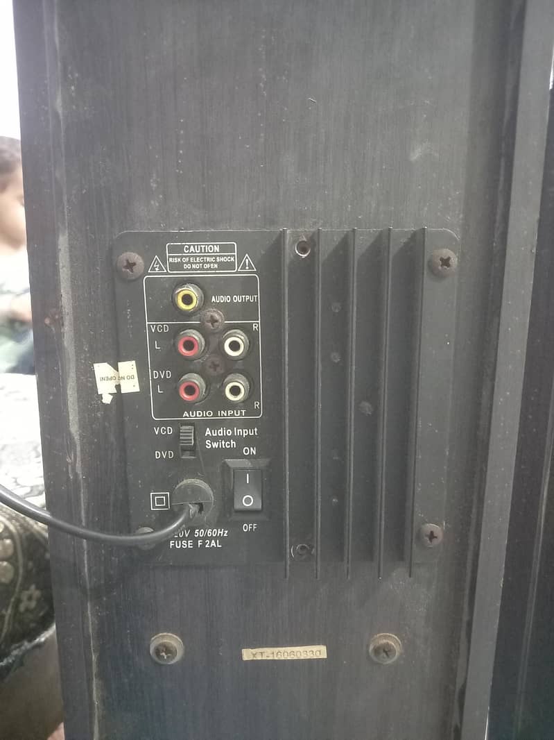 speaker 2.0 tower 8