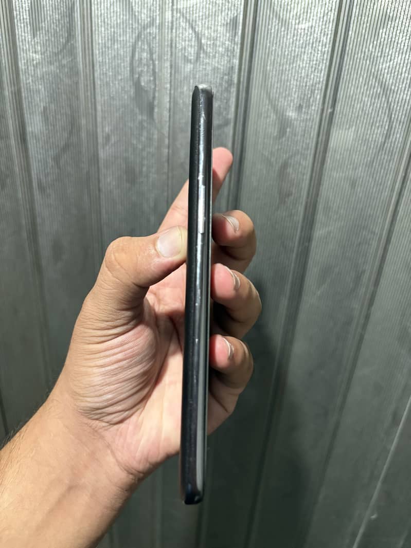 One Plus 10T 5