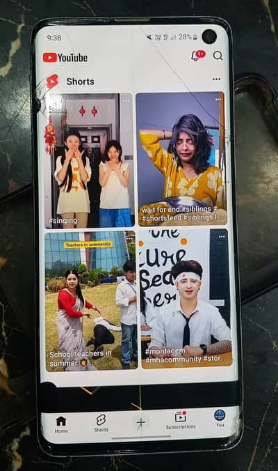 Samsung Mobile S10 Vietnam model    128GB. 8GB ram Vl