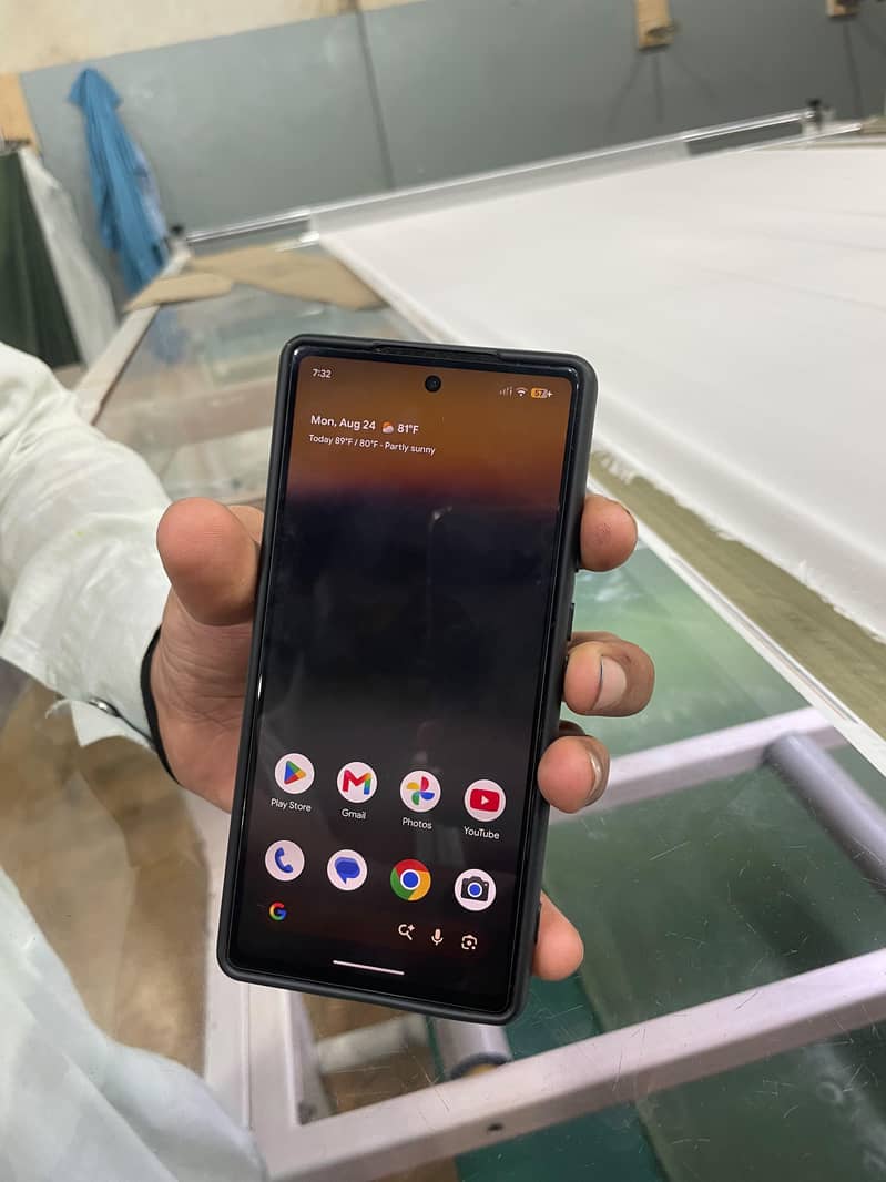 Google Pixel 6a 1