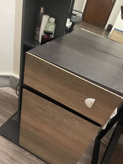 Dressing table in trendy design