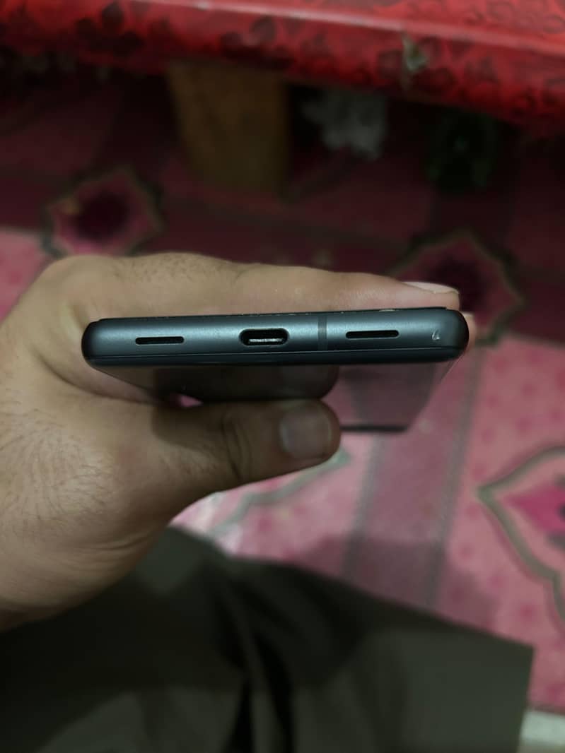 Google Pixel 7a 2