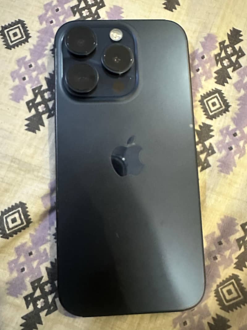 Apple iPhone 15 Pro 8