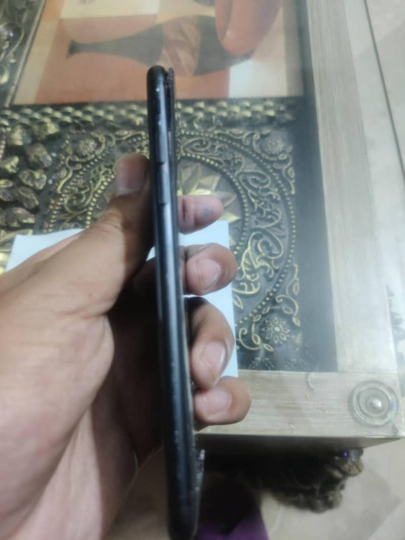 Apple iPhone 7 2