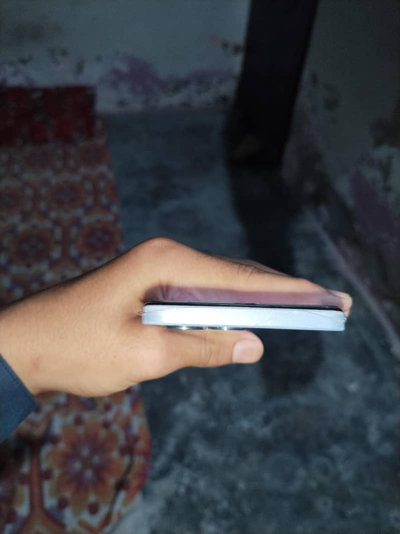 Realme Note 50 4