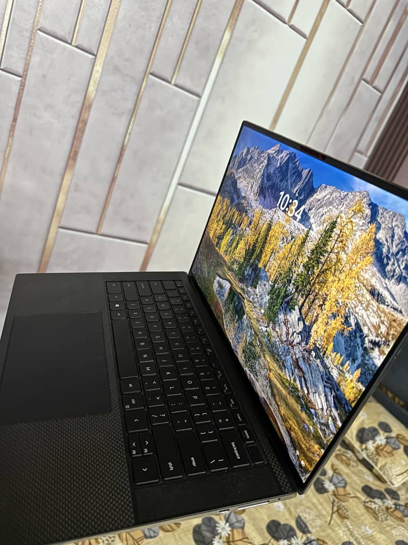Dell Precision 5550 0