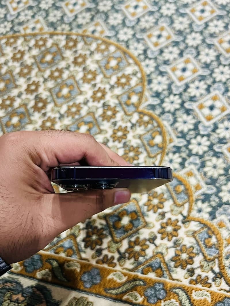 Apple iPhone 14 Pro Max 3