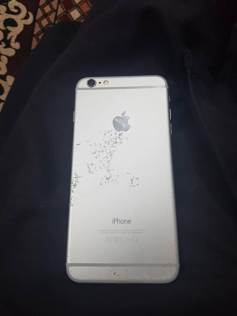 Apple iPhone 6 Plus 1