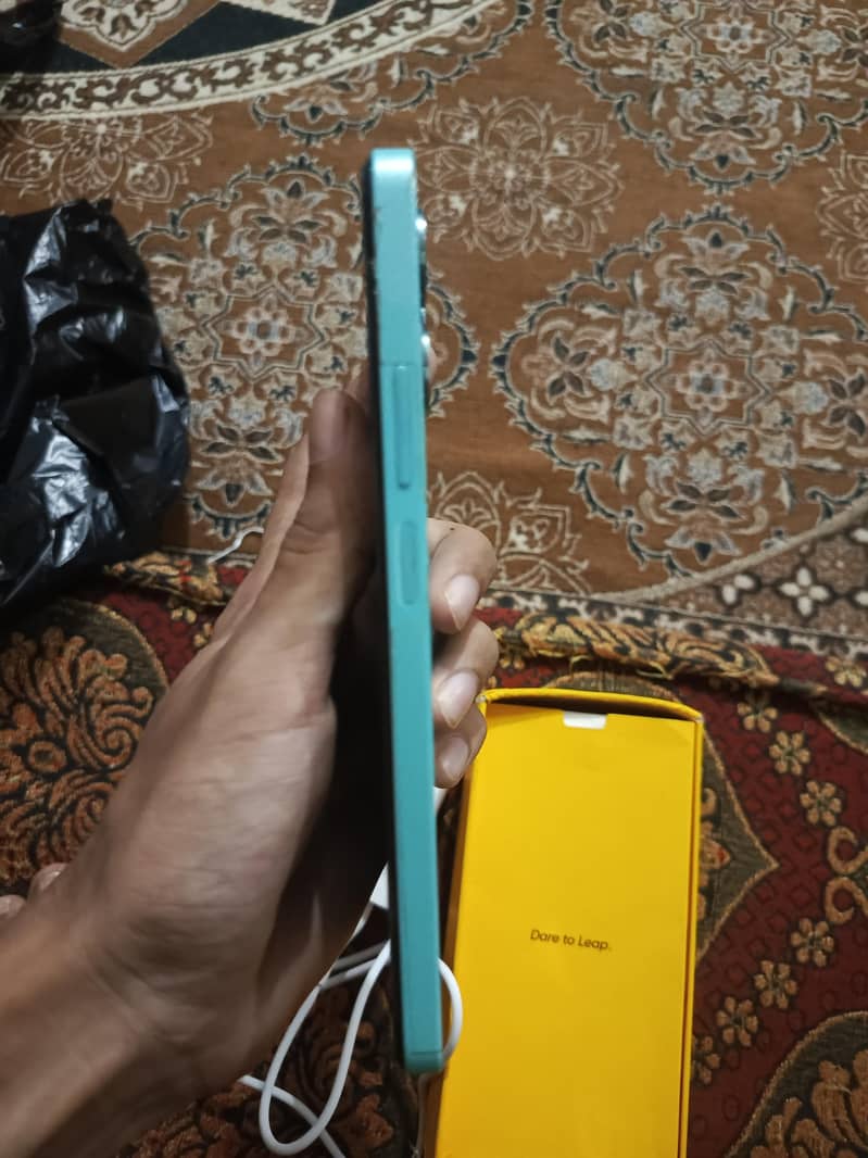 Realme C51 1