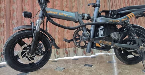 Winner sky. Electric scooty. Dubai Imported. Excellent condition