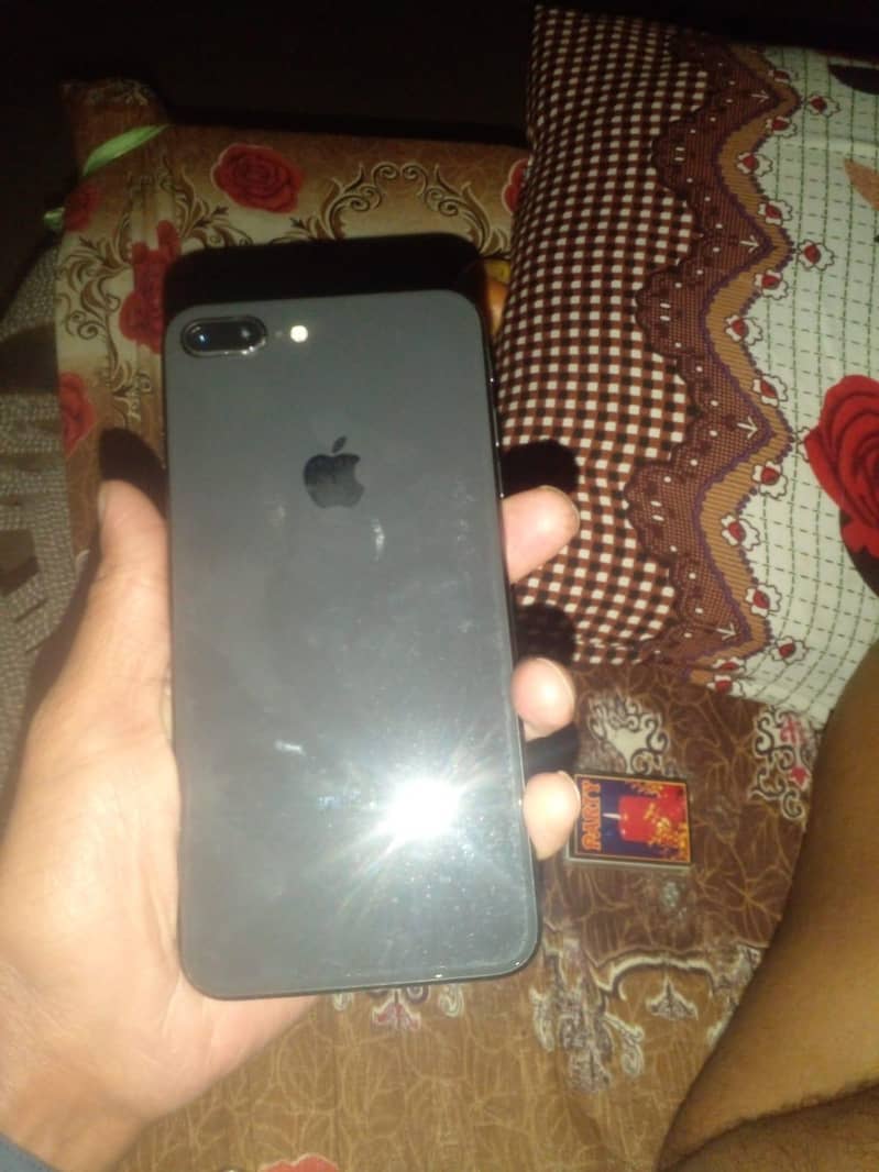 iphone 8+256 1
