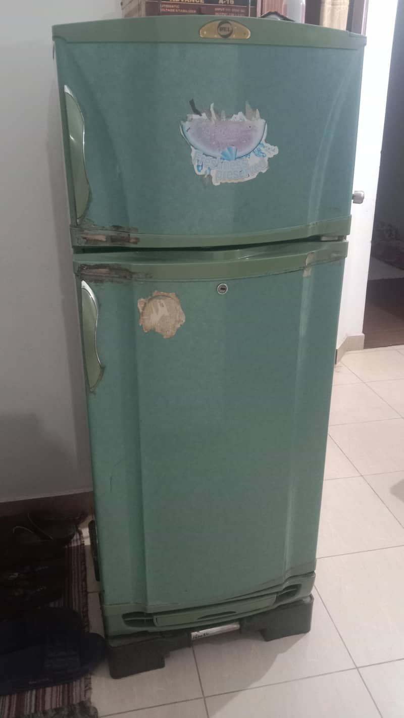 refrigerator 0